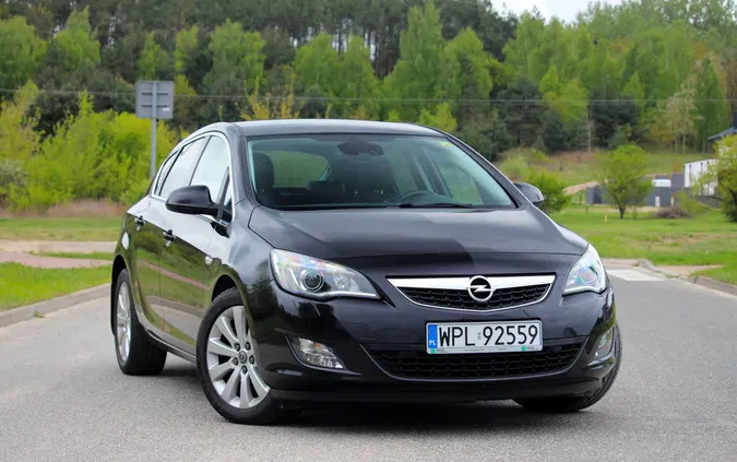 opel Opel Astra cena 20900 przebieg: 247661, rok produkcji 2011 z Płock